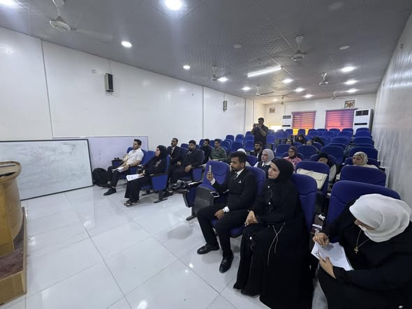 كلية طب الأسنان تناقش بحوث تخرج طلبة المرحلة الخامسة للعام الدراسي 2025–2026