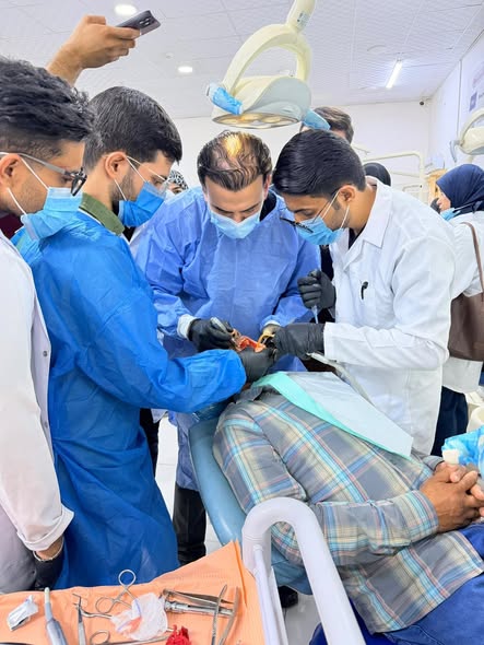 استمرار التدريب الجراحي لطلبة كلية طب الأسنان ضمن برامج التدريب الصيفي
